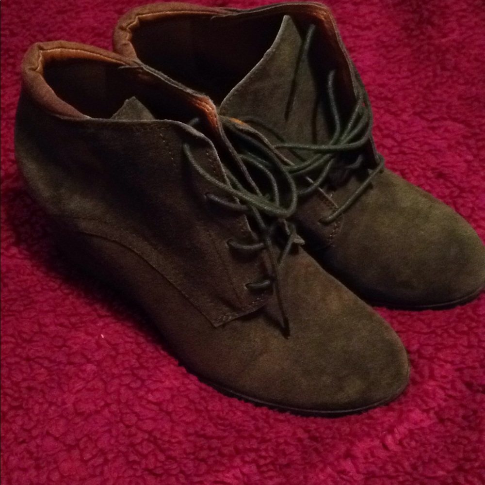 Lucky brand suede ankle booties